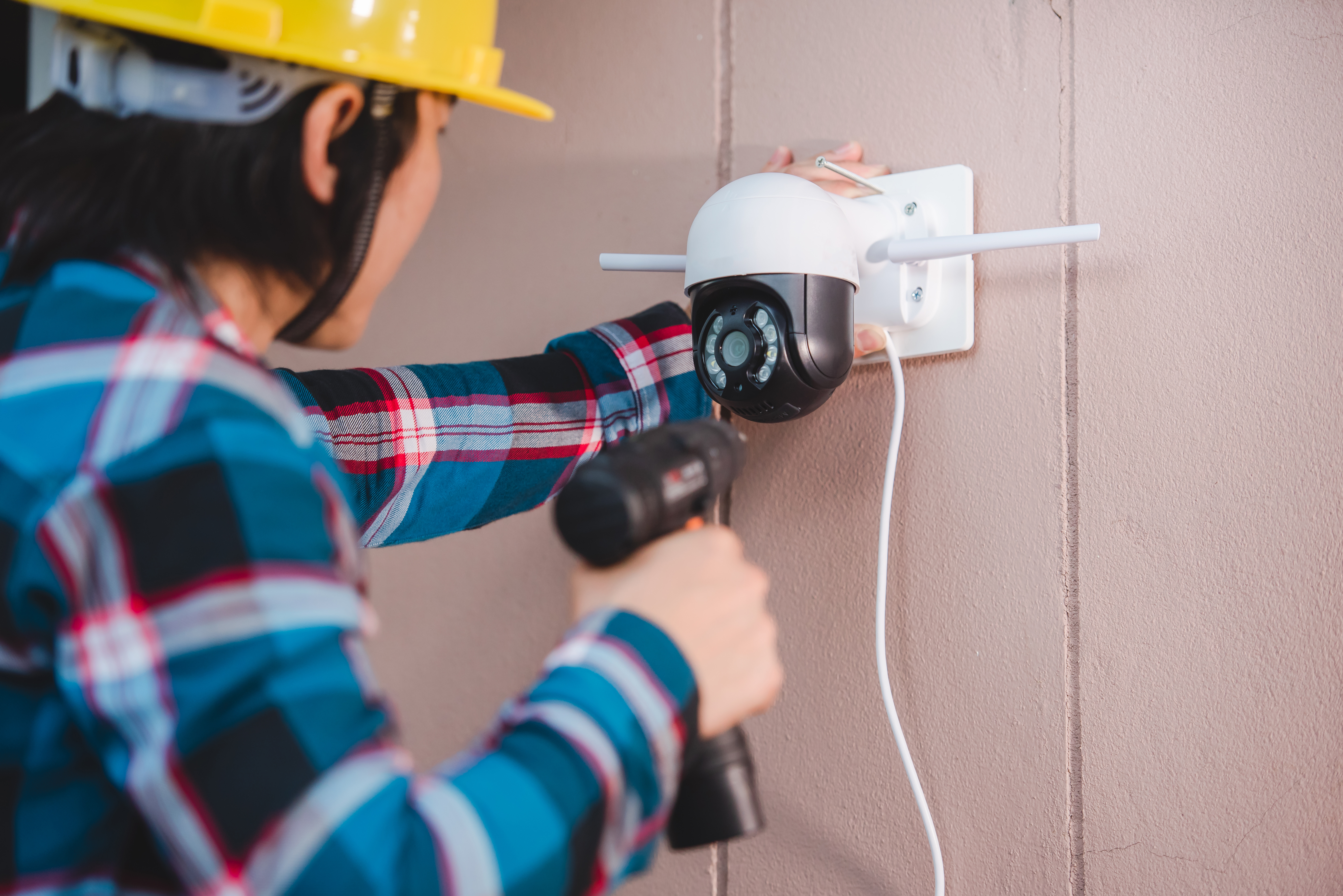 How much does it cost to install cameras in your house?